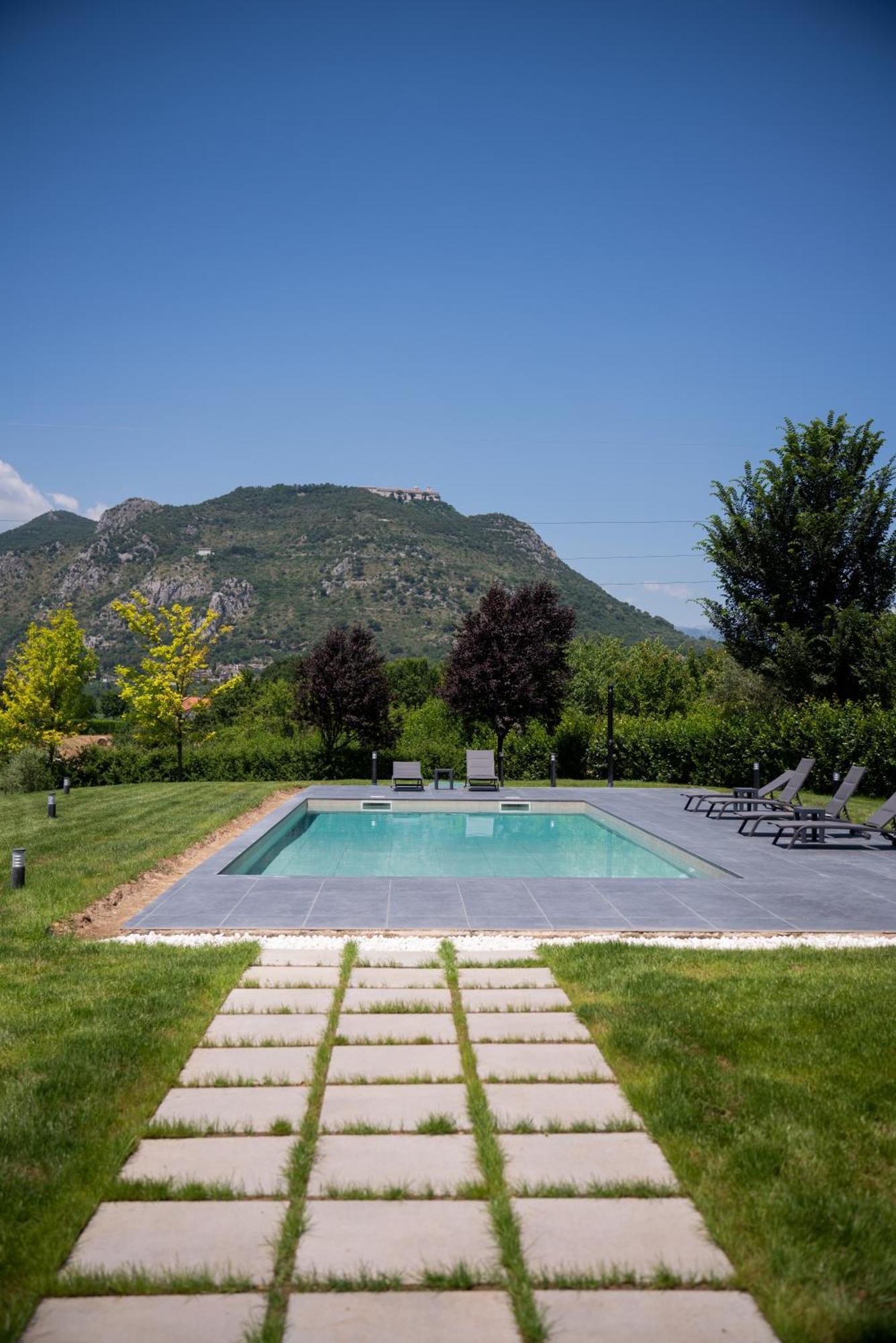 Le Colonne Bed and Breakfast Cassino Buitenkant foto