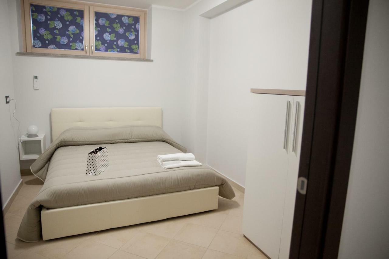 Le Colonne Bed and Breakfast Cassino Buitenkant foto