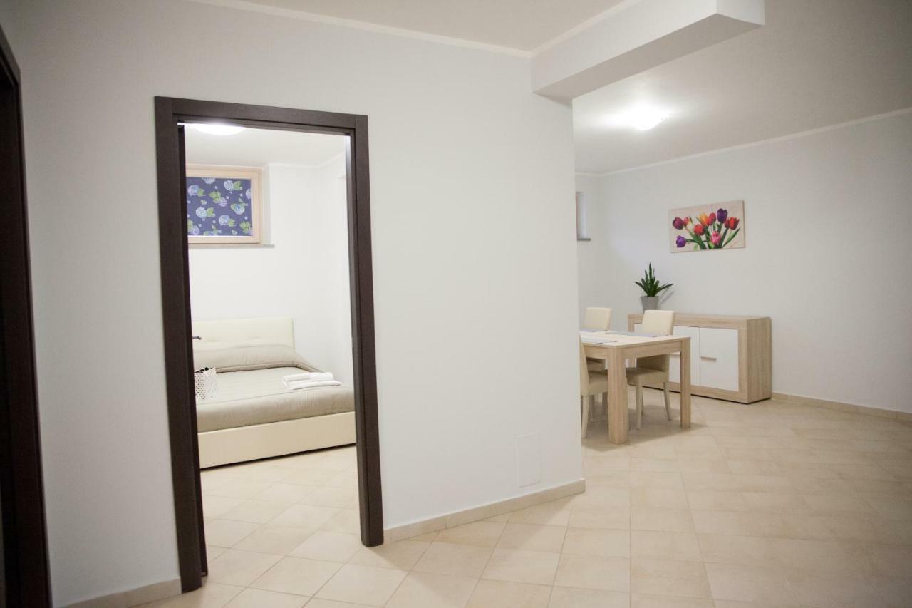 Le Colonne Bed and Breakfast Cassino Buitenkant foto