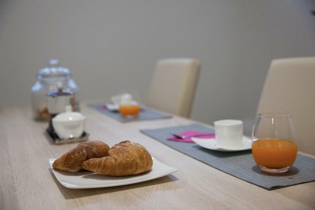 Le Colonne Bed and Breakfast Cassino Buitenkant foto