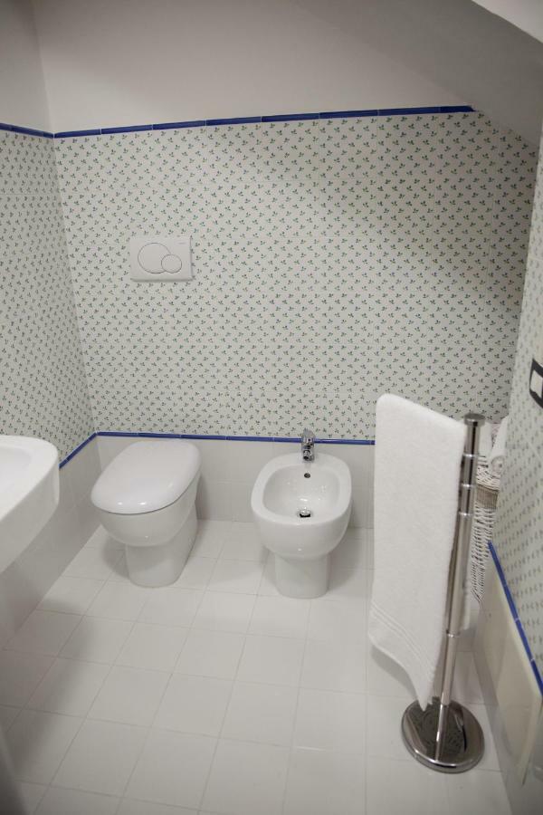 Le Colonne Bed and Breakfast Cassino Buitenkant foto
